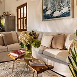 Molonta Heritage Estate Villa *