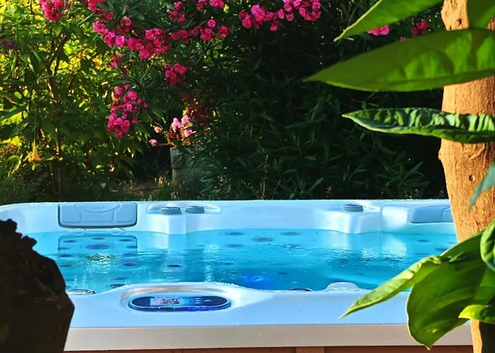 Villa Molonta Heritage Estate *