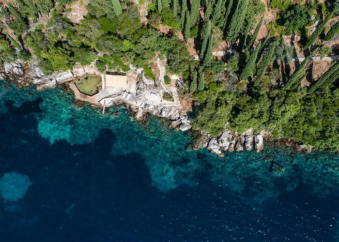 Molonta Heritage Estate Villa Molunat