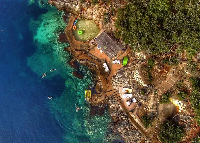 Villa Molonta Heritage Estate Molunat