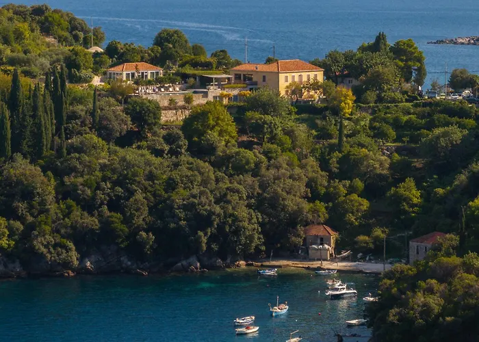 Molonta Heritage Estate *