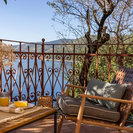 Molonta Heritage Estate * مولونات