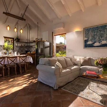 Molonta Heritage Estate فيلة *