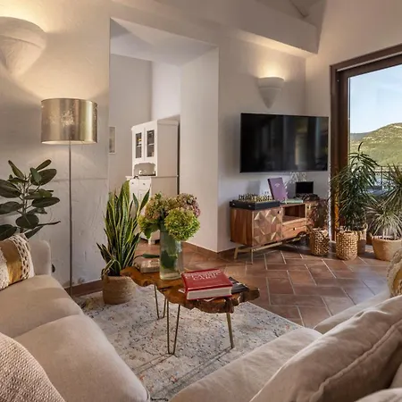 Molonta Heritage Estate *