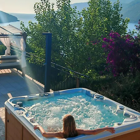 Villa Molonta Heritage Estate *