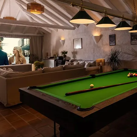 Molonta Heritage Estate Molunat