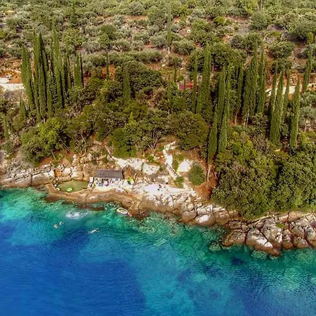 Villa Molonta Heritage Estate Molunat