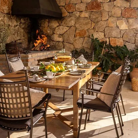 Molonta Heritage Estate *