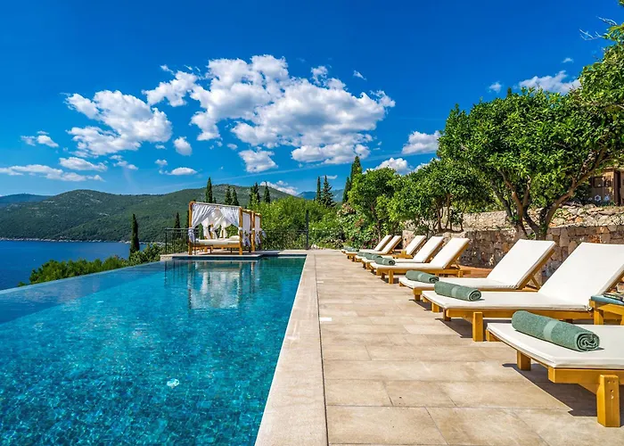 Molonta Heritage Estate Villa *