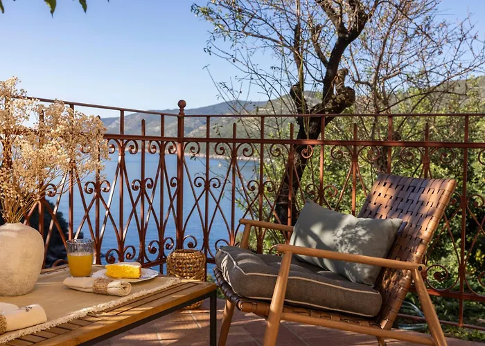 Molonta Heritage Estate * Molunat