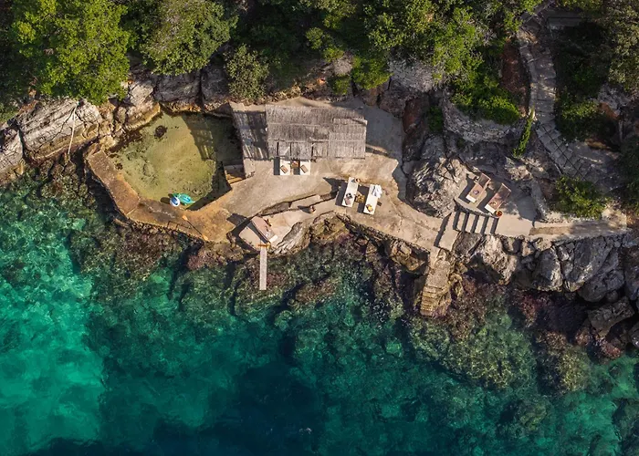 Villa Molonta Heritage Estate