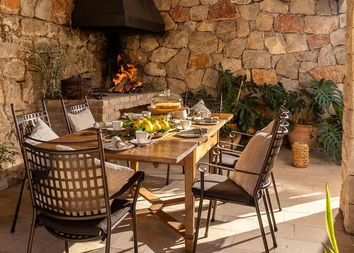 Molonta Heritage Estate *