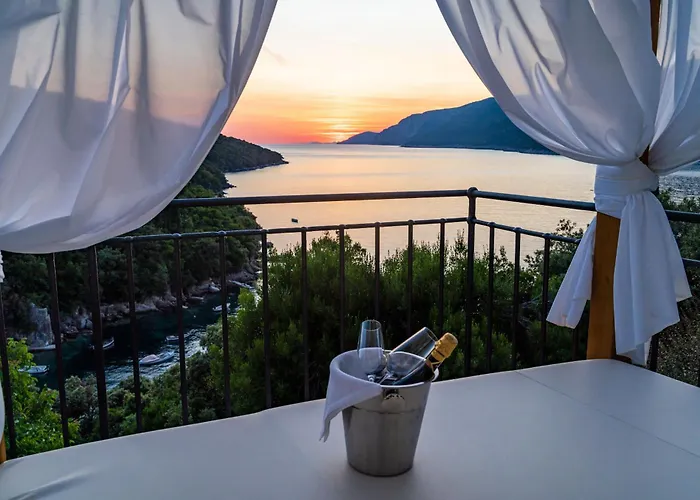 Villa Molonta Heritage Estate Molunat